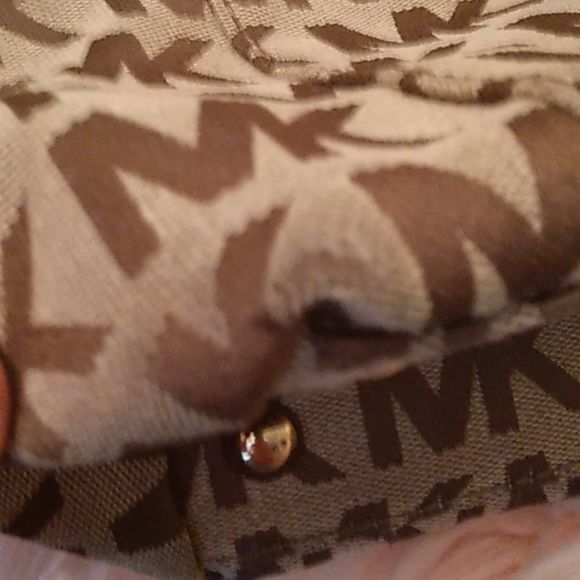 (1473) MICHAELΒ KORS LARGE BROWN MONOGRAM CANVAS TOTE π₯ - Picture 16 of 16